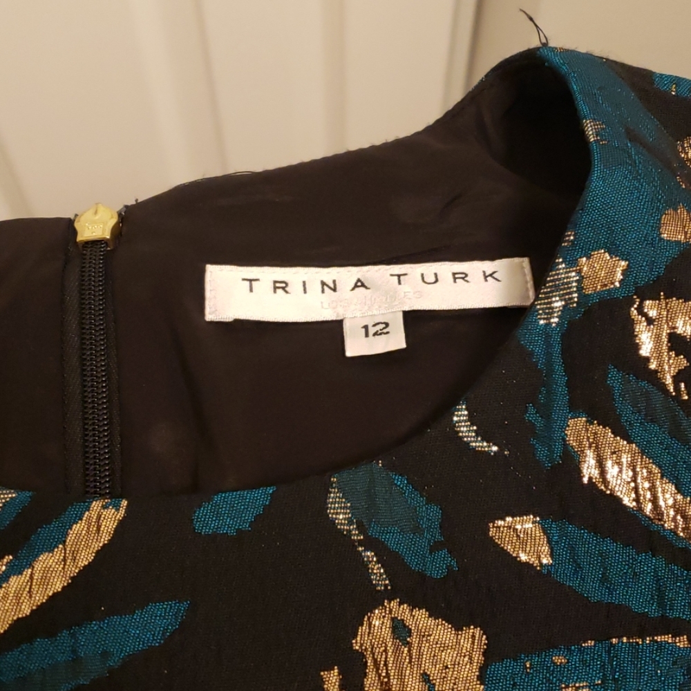 Dress - Picture 3 of 7